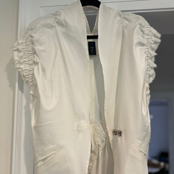 ZERO + MARIA CORNEJO White Vest w/ Gathered Sleeves & V Back Design - Size 10 - Picture 9 of 13
